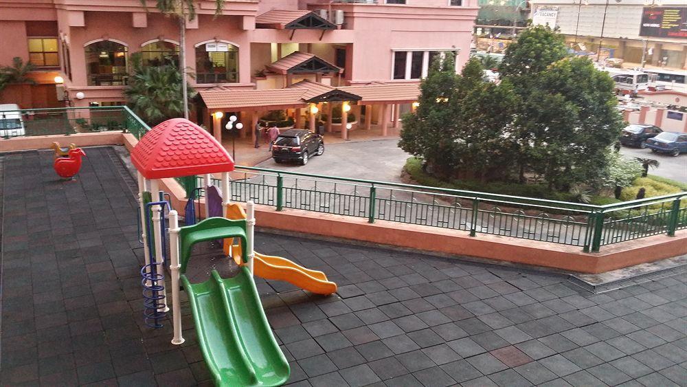 North Borneo Paradise@Marina Court Kota Kinabalu Bagian luar foto